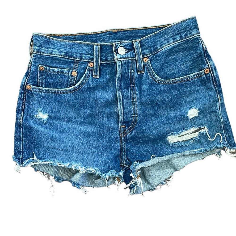 Levi’s 501 western coastal cowgirl distressed high waist 90’s denim shorts 28